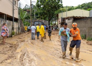 Rede de solidariedade e reconstrução marcam os sete dias da maior chuva do País