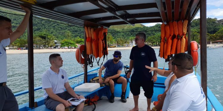 Prefeitura de São Sebastião acompanha vistoria da Marinha do Brasil na Fazenda Marinha das Cigarras