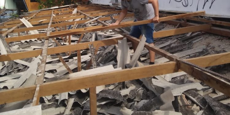Prefeitura inicia demolição em prédio que abrigará Agiliza da Costa Sul   