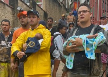 Tarcísio de Freitas anuncia envio de ajuda humanitária para São Sebastião