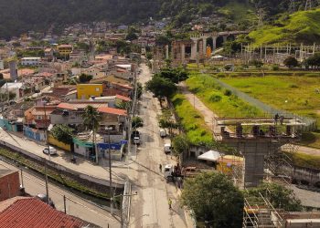 Prefeitura de São Sebastião informa interdição da Rua São Benedito, na Topolândia, para realização de obras de drenagem e pavimentação