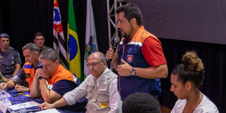 Governo do Estado confirma criação de uma gerência para acompanhar trabalhos em São Sebastião