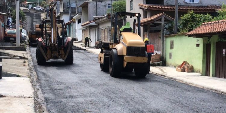Prefeitura conclui obra de asfaltamento na Júlio Prestes de Albuquerque no Itatinga