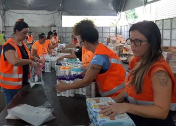 Kits femininos serão distribuídos em alusão ao Dia Internacional da Mulher