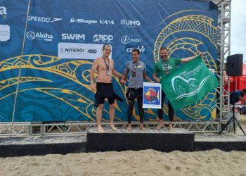 Equipe de natação de São Sebastião compete na primeira etapa do Aloha Spirit 2023