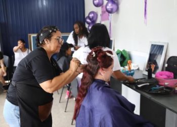 Em parceria com a Prefeitura, comunidade de Barra do Sahy recebe dia de cuidados com voluntários da Embelleze