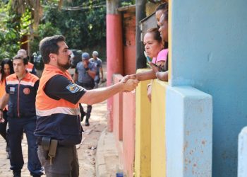 Felipe Augusto articula reconstrução da cidade e reestruturação das famílias de São Sebastião com governos Estadual e Federal