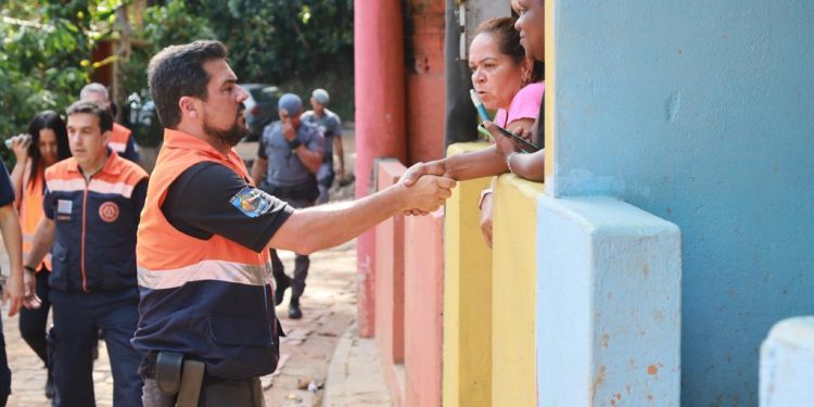 Felipe Augusto articula reconstrução da cidade e reestruturação das famílias de São Sebastião com governos Estadual e Federal