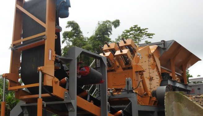São Sebastião utiliza usina móvel para reciclagem de resíduos de construção civil