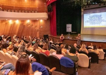Prefeitura de São Sebastião realiza reunião de alinhamento com diretores escolares