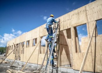 Obras na Vila de Passagem da Topolândia seguem aceleradas e Estado confirma unidades em Juquehy