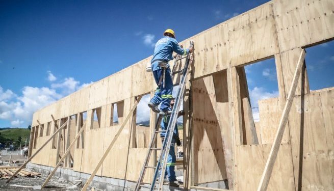 Obras na Vila de Passagem da Topolândia seguem aceleradas e Estado confirma unidades em Juquehy
