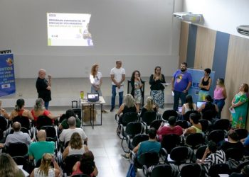 Secretaria da Educação de São Sebastião alinha estratégias de ensino com coordenadores da rede municipal