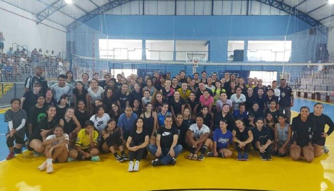 Cerca de 200 atletas participam das seletivas para seleções municipais de voleibol em São Sebastião