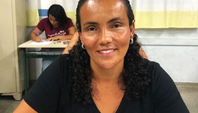 Estudante da EJA de São Sebastião tem poesia publicada em revista de arte literária