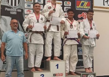 Judoca sebastianense é vice-campeão da fase inter-regional paulista de judô