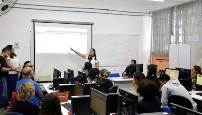 Servidores da Atenção Básica de São Sebastião participam de treinamento sobre sistema de agendamentos e Prontuário Eletrônico do Cidadão