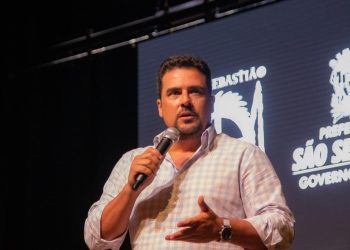 Disputa por royalties do petróleo agrava crise econômica após desastre natural em São Sebastião