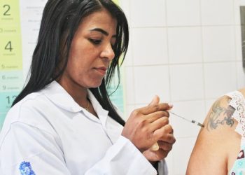 Prefeitura de São Sebastião orienta a população sobre esquema vacinal contra a febre amarela