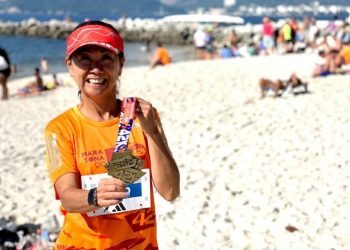 Professora de português de São Sebastião se torna atleta e se destaca em competições
