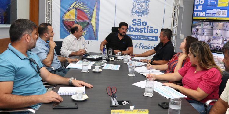 Sabesp detalha investimentos em São Sebastião em reunião com a prefeitura