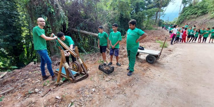 Recuperando o Sahy: Verdescola inicia reflorestamento de áreas devastadas