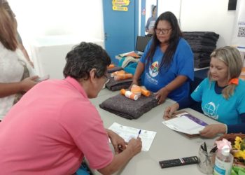 Fundo Social entrega cobertores e kits de higiene a beneficiários do programa estadual Vivaleite