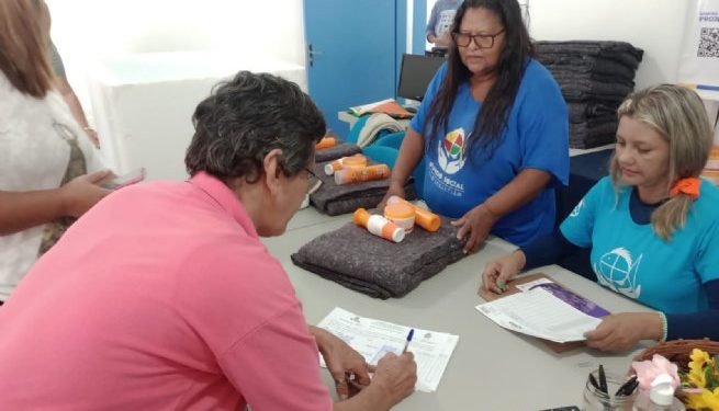 Fundo Social entrega cobertores e kits de higiene a beneficiários do programa estadual Vivaleite