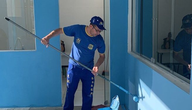 Prefeitura de São Sebastião executa serviços de manutenção no CAE da Vila Amélia