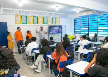 Estudantes de Boiçucanga participam de capacitações do programa ‘Agente Mirim da Defesa Civil’