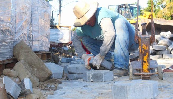 Prefeitura de São Sebastião pavimentará 20 ruas do bairro Boraceia ‌