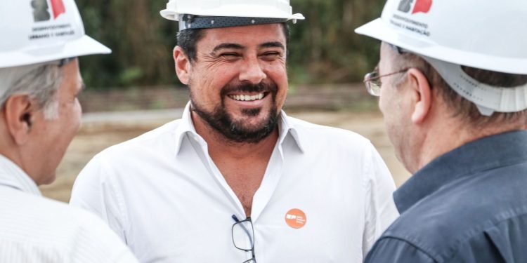 Estado desapropria área indicada pelo prefeito Felipe Augusto para construção de 1.200 novas unidades habitacionais pela CDHU