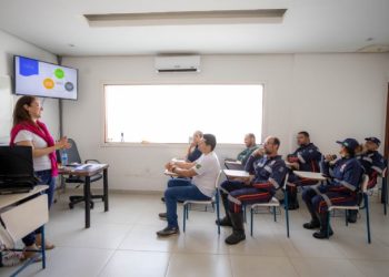 Socorristas do SAMU de São Sebastião participam de treinamento sobre atendimento a vítimas de choques