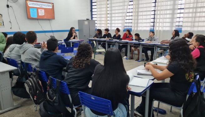 Alunos da rede municipal de São Sebastião se preparam para o Saeb 2023