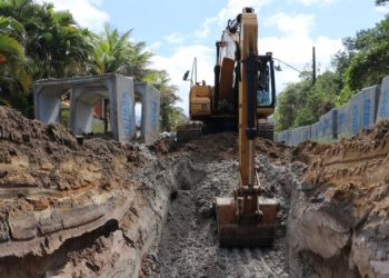 Prefeitura de São Sebastião inicia obras de drenagem e pavimentação de 20 ruas em Boraceia