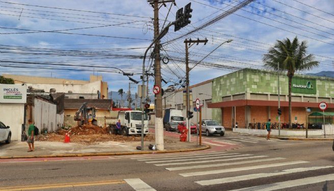 Projeto de requalificação da Avenida Guarda Mor Lobo Viana inicia com ampliação de traçado da ciclovia no Centro de São Sebastião