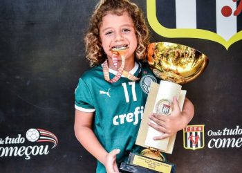 Jovem atleta de São Sebastião é campeão paulista de futsal sub-7 pelo Palmeiras