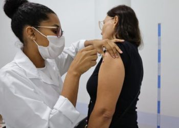 Mais de 37 mil pessoas se vacinam contra a gripe em São Sebastião