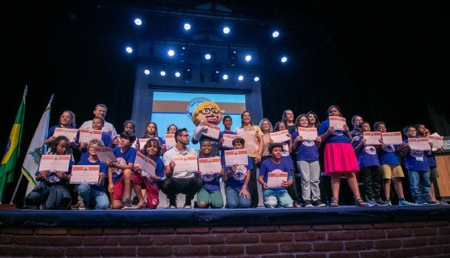 Prefeitura de São Sebastião entrega certificados do projeto Samuzinho na Escola para estudantes da rede municipal
