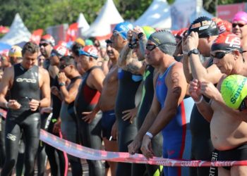 Desafio Speedo reúne quase 2 mil pessoas na Praia de Barra do Sahy