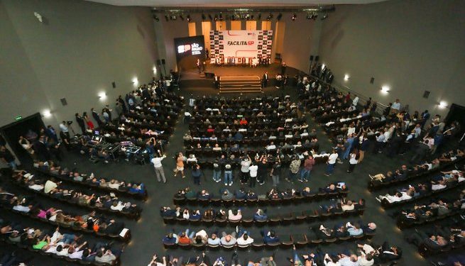 Prefeitura de São Sebastião participa de lançamento do programa estadual ‘Facilita SP’