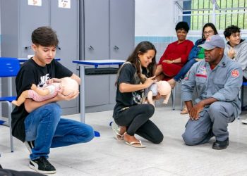 Prefeitura de São Sebastião forma 300 alunos do Programa Bombeiro na Escola na próxima terça-feira