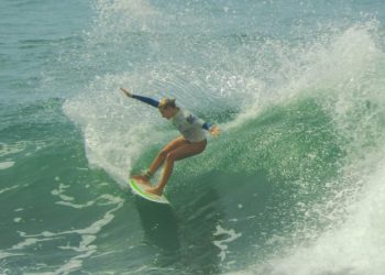 Surfistas de São Sebastião vencem Circuito SPSurf Estudantil 2023