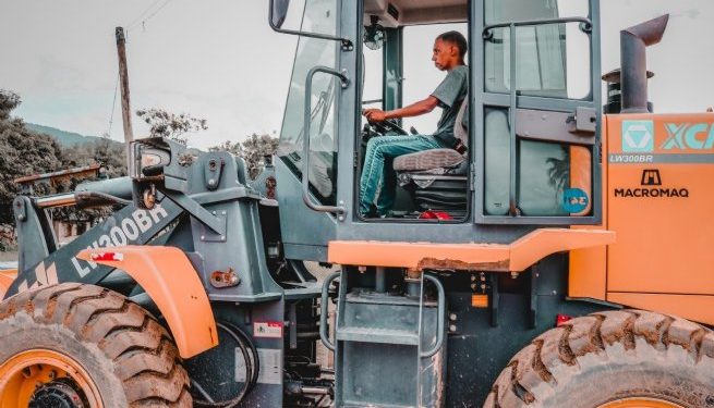 Inscrições para curso de ‘Operador de Pá Carregadeira’ continuam abertas até quarta-feira