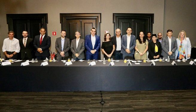 São Sebastião participa da reunião estratégica ‘Cidades Inteligentes e Sustentáveis’