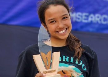 Surfista sebastianense é vice-campeã brasileira na categoria sub-12