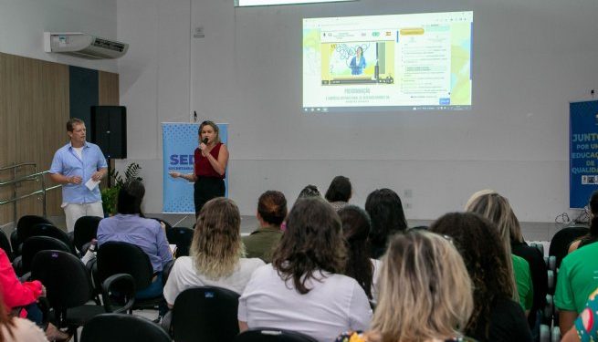 Educação de São Sebastião participa do X Simpósio Internacional de Desenvolvimento da Primeira Infância