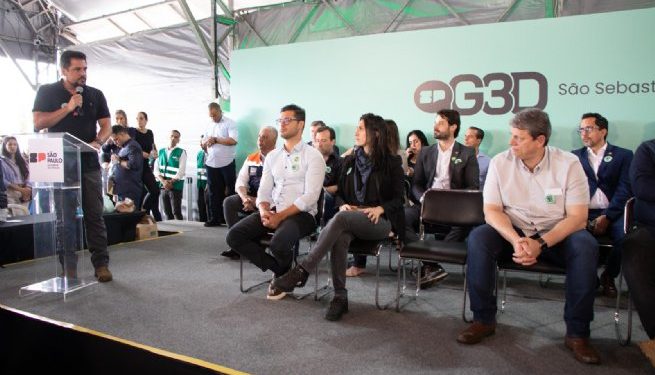 Prefeito Felipe Augusto e governador Tarcísio de Freitas abrem Gabinete 3D em São Sebastião