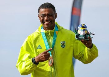 Surfista sebastianense, Carlos Bahia conquista medalha de bronze nos Jogos Pan-americanos do Chile