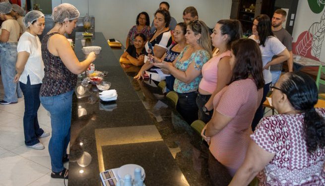 Integrantes do Projeto Vida Leve participam de Oficina de Culinária Saudável